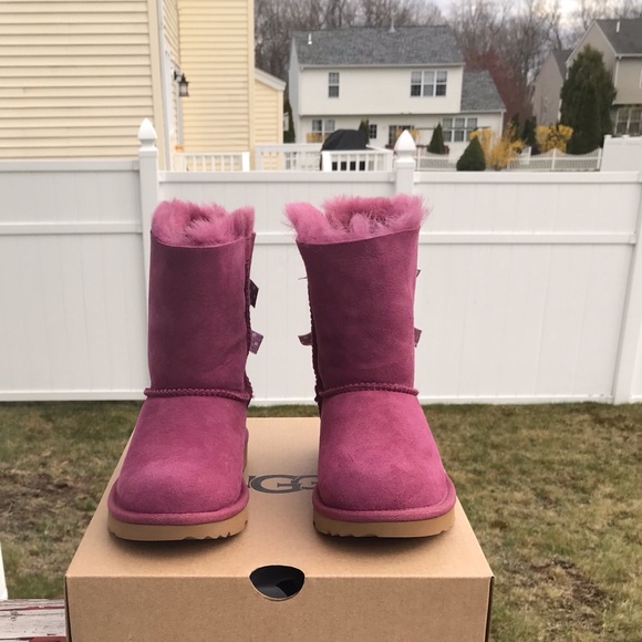 UGG Bailey Bow II Polka Dots - Picture 5 of 8